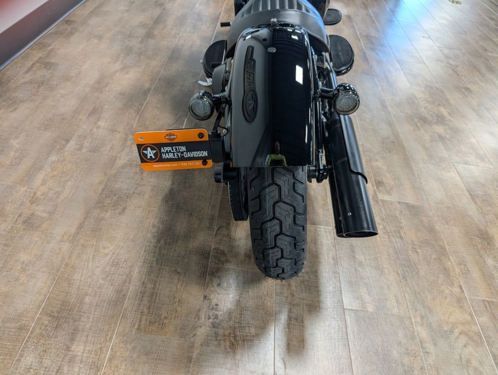 Softail® Slim® S