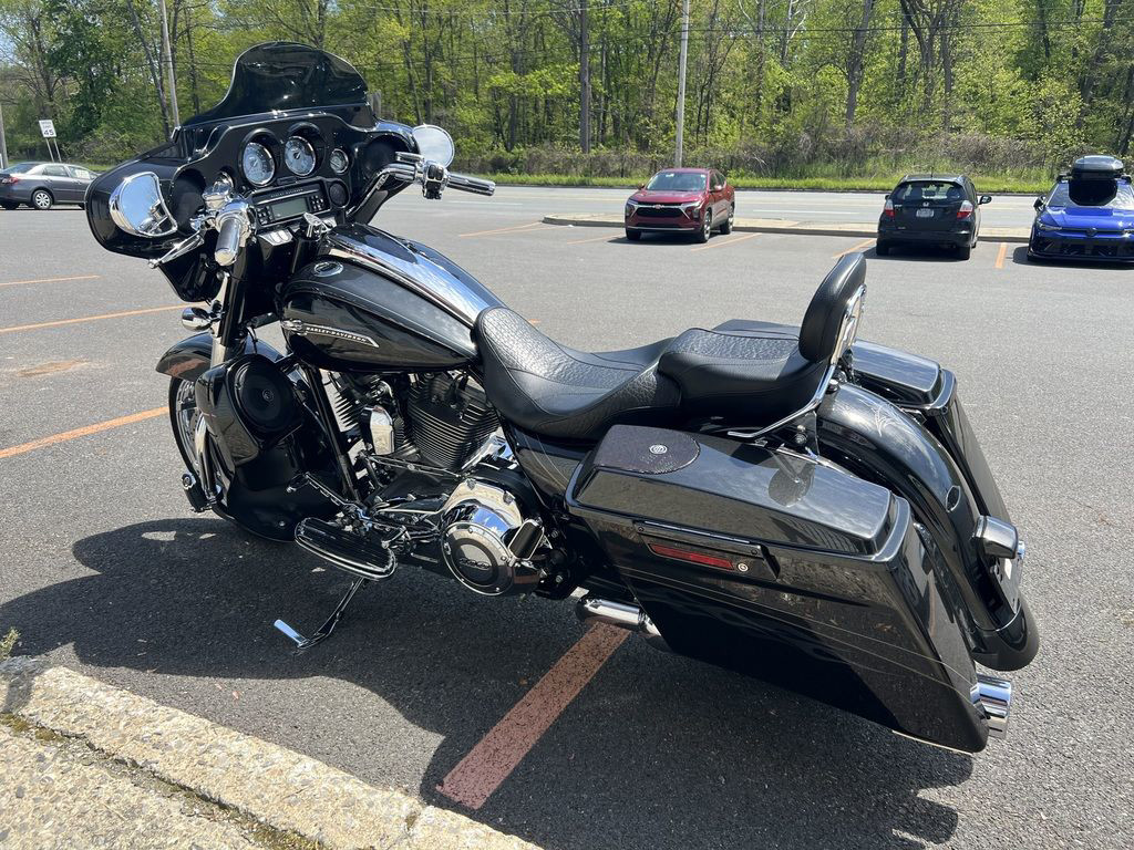 CVO® Street Glide®