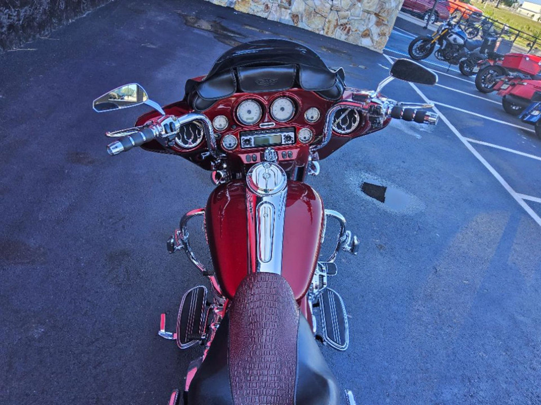 Street Glide®
