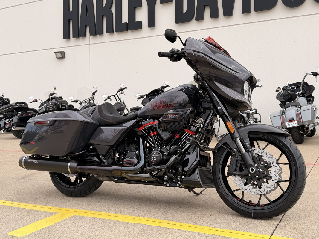 CVO® Street Glide® ST