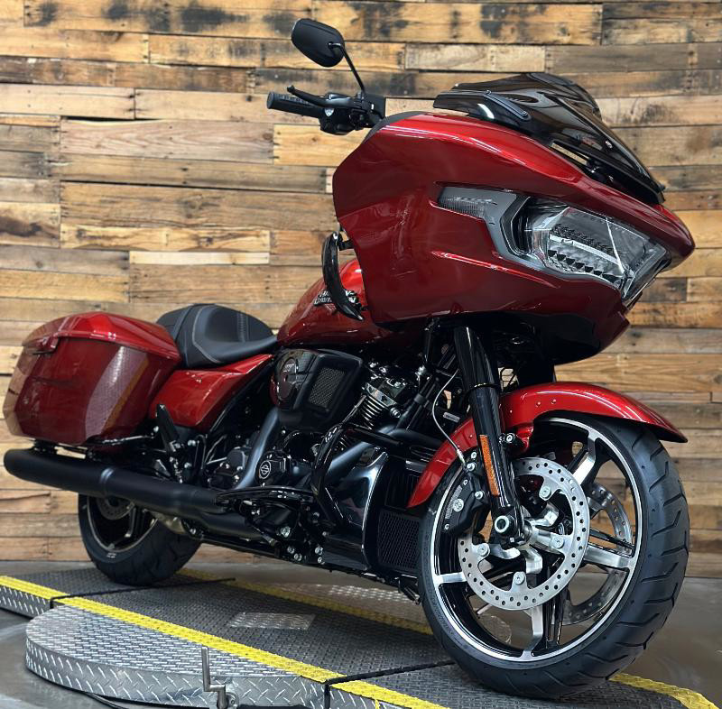 Road Glide®
