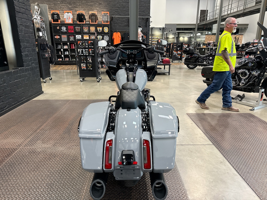 Road Glide®