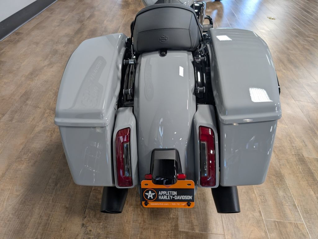Street Glide®