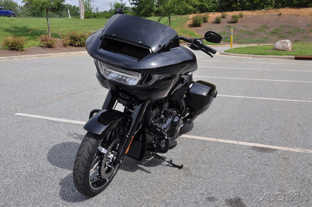 Road Glide®