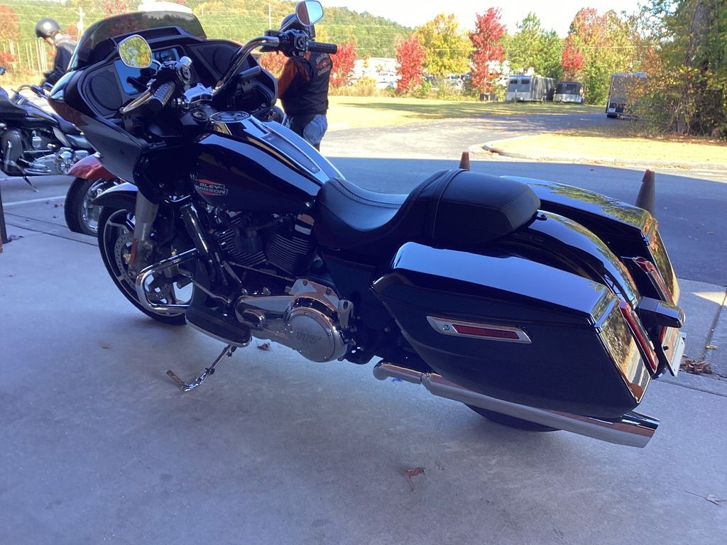 Road Glide®
