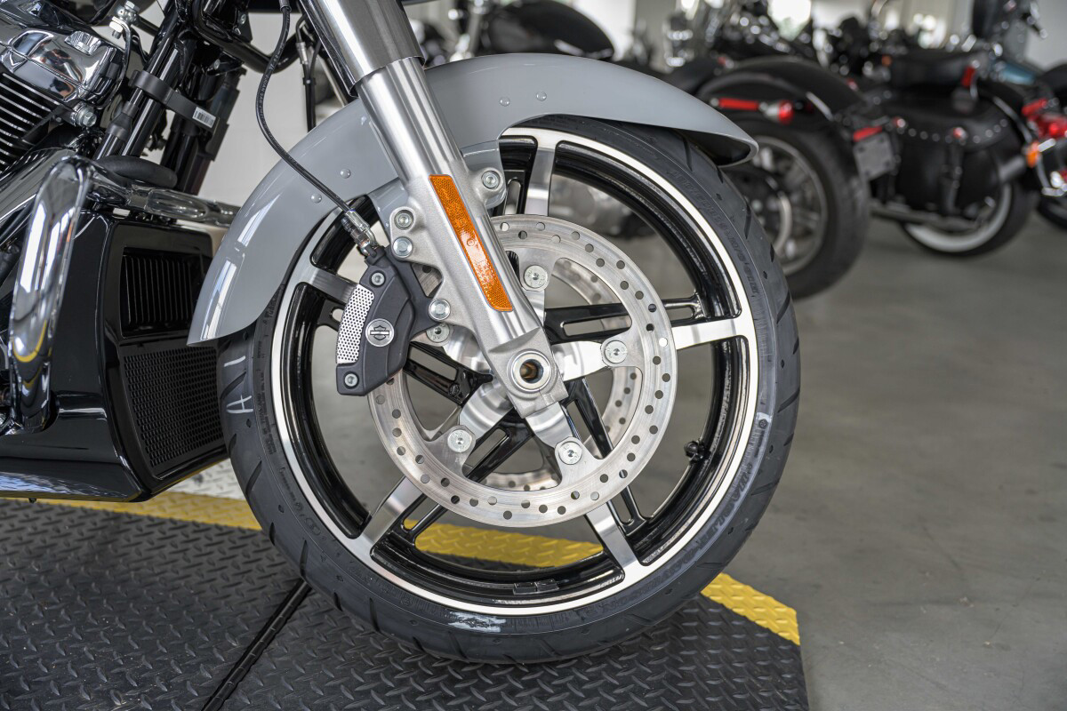 Road Glide®