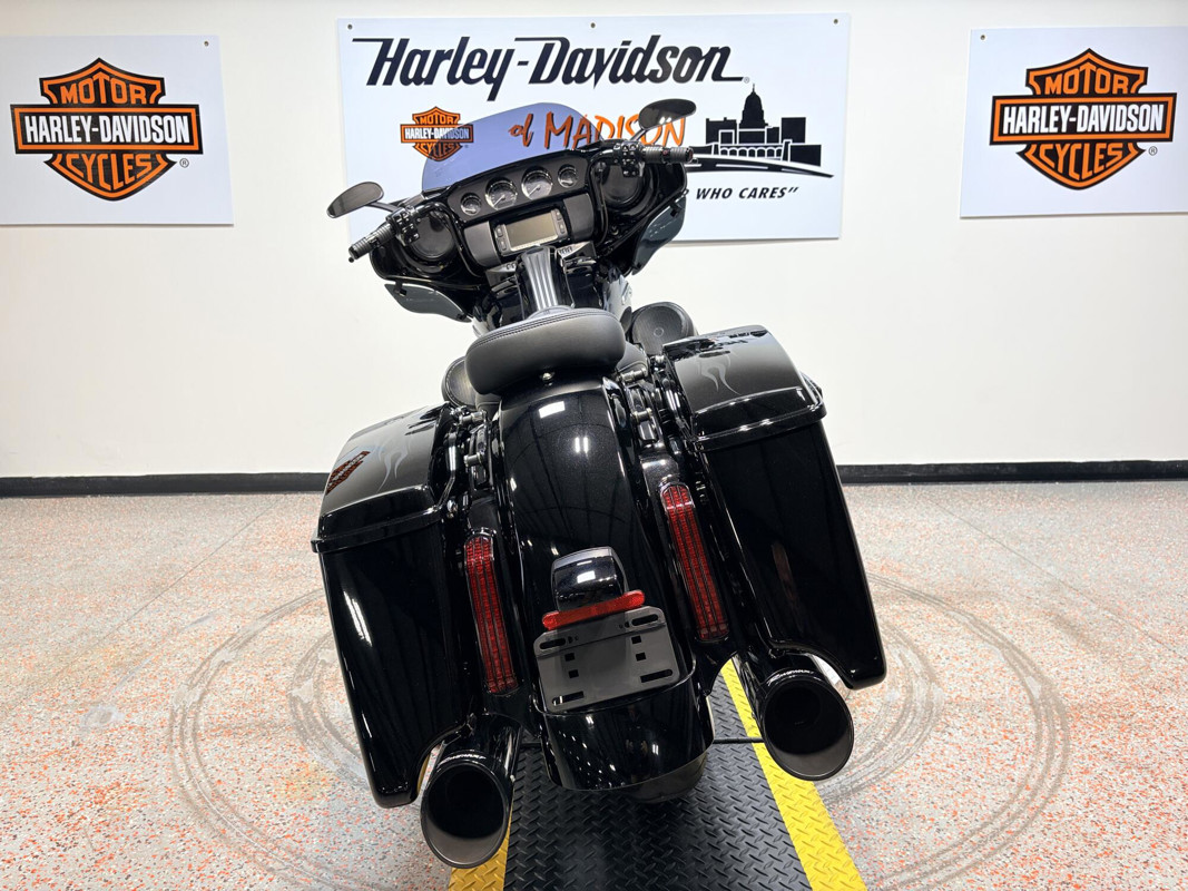 CVO® Street Glide®