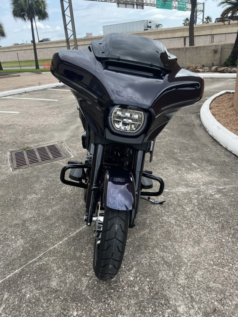 Street Glide®
