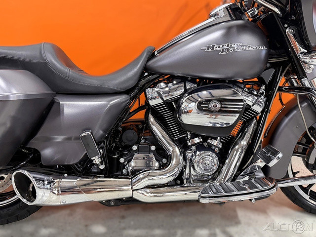 Street Glide® Special