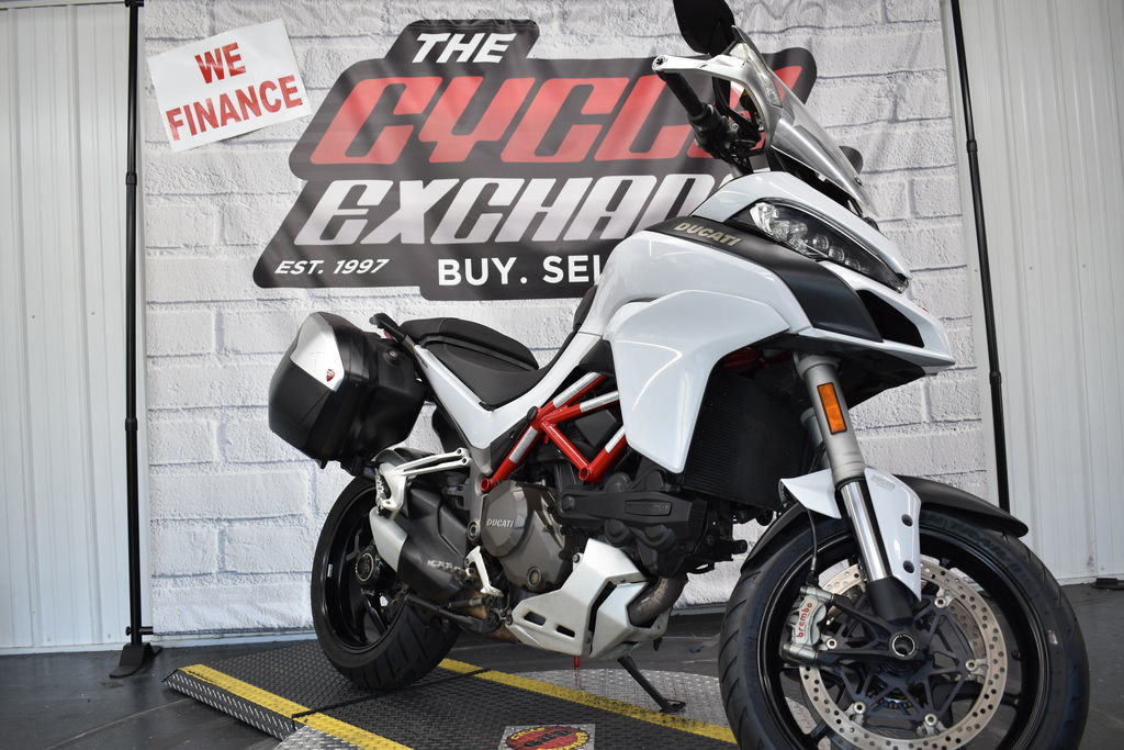 Multistrada 1200 S Touring