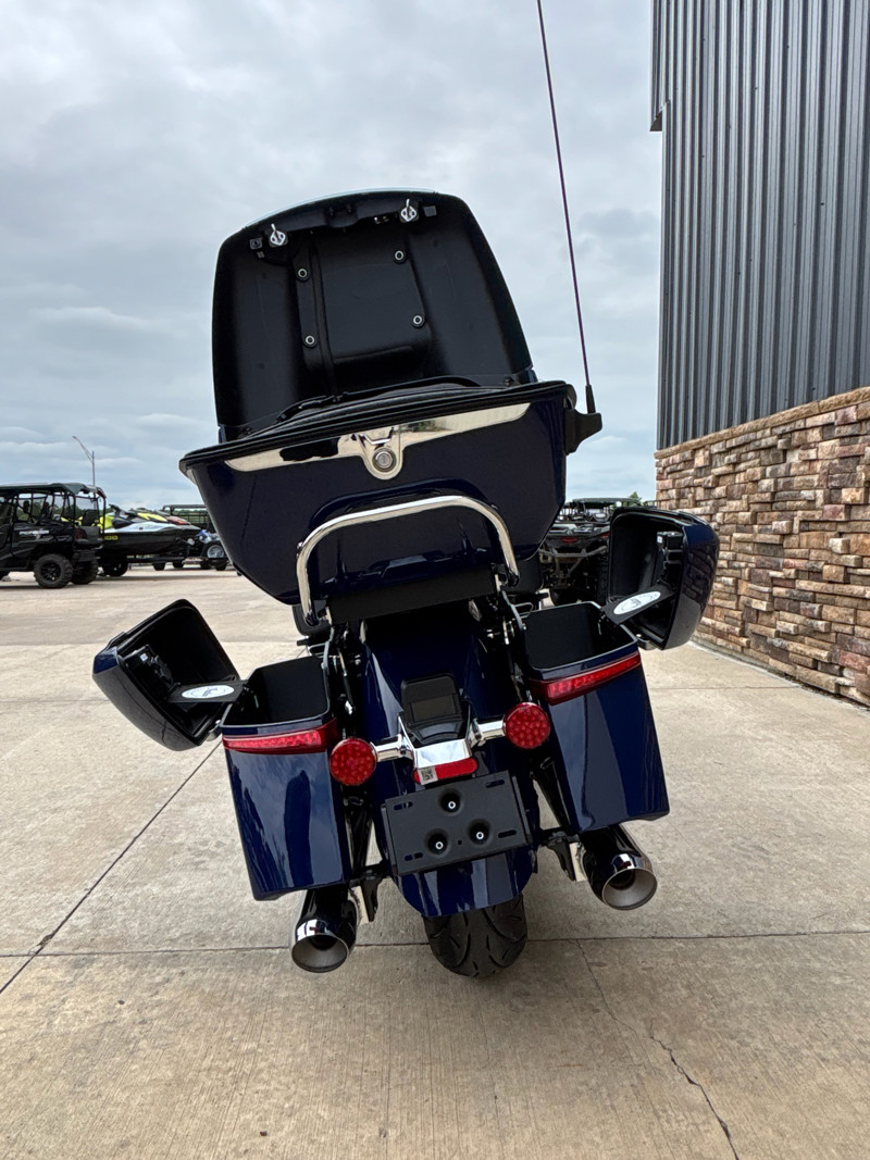Pursuit Limited 112