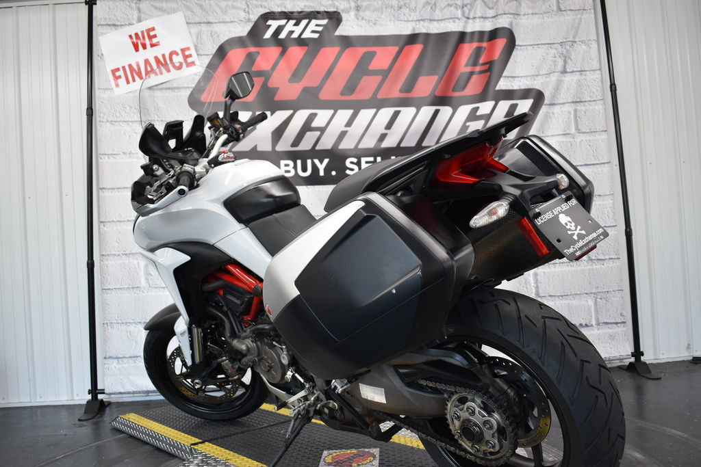 Multistrada 1200 S Touring