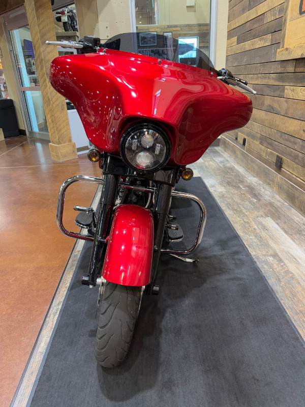 Street Glide®