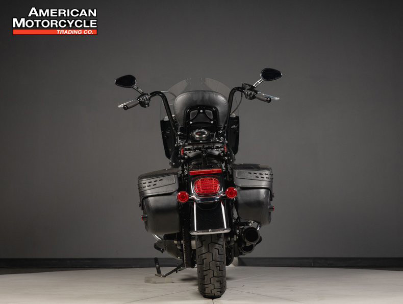 Softail® Heritage Classic 114