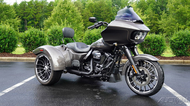 Road Glide® 3