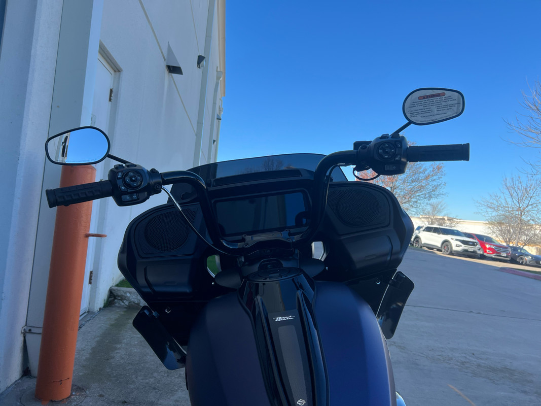 Road Glide®