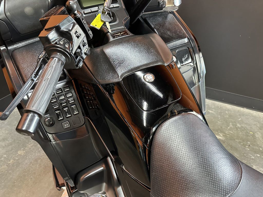 Gold Wing® F6B
