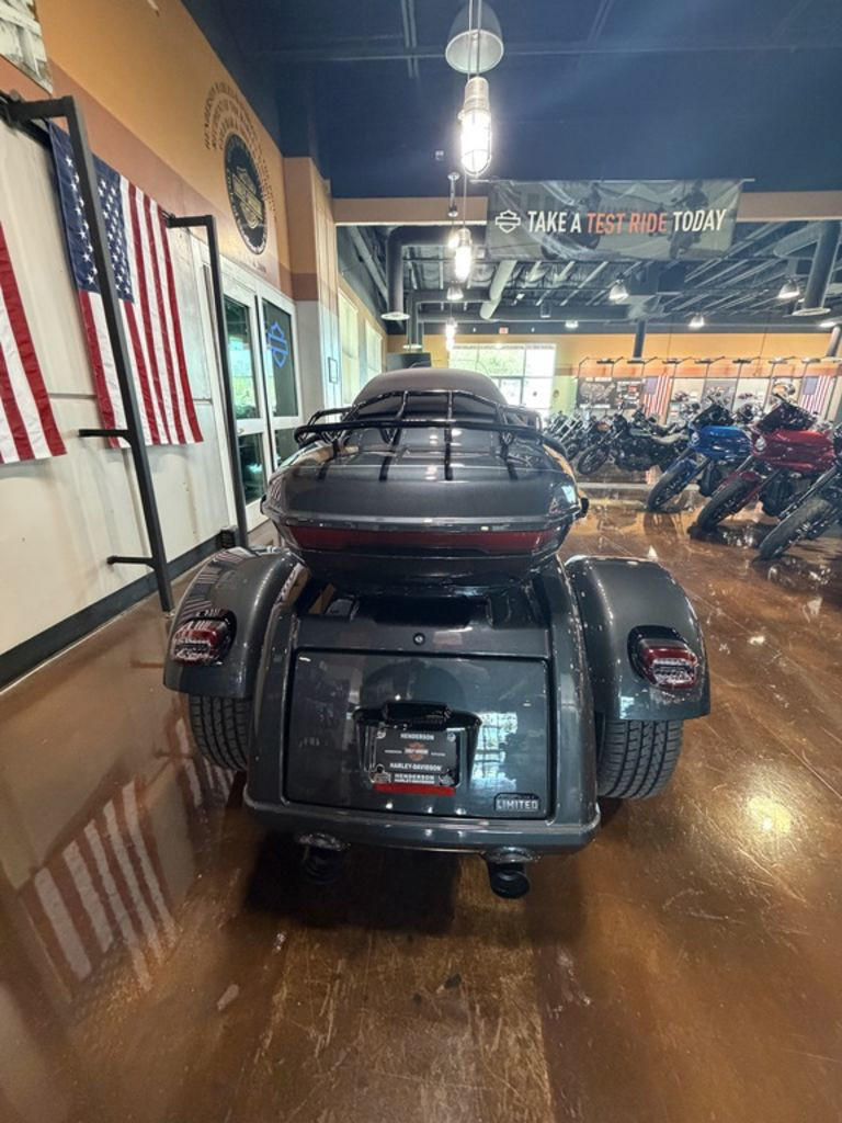 Street Glide® 3 Limited