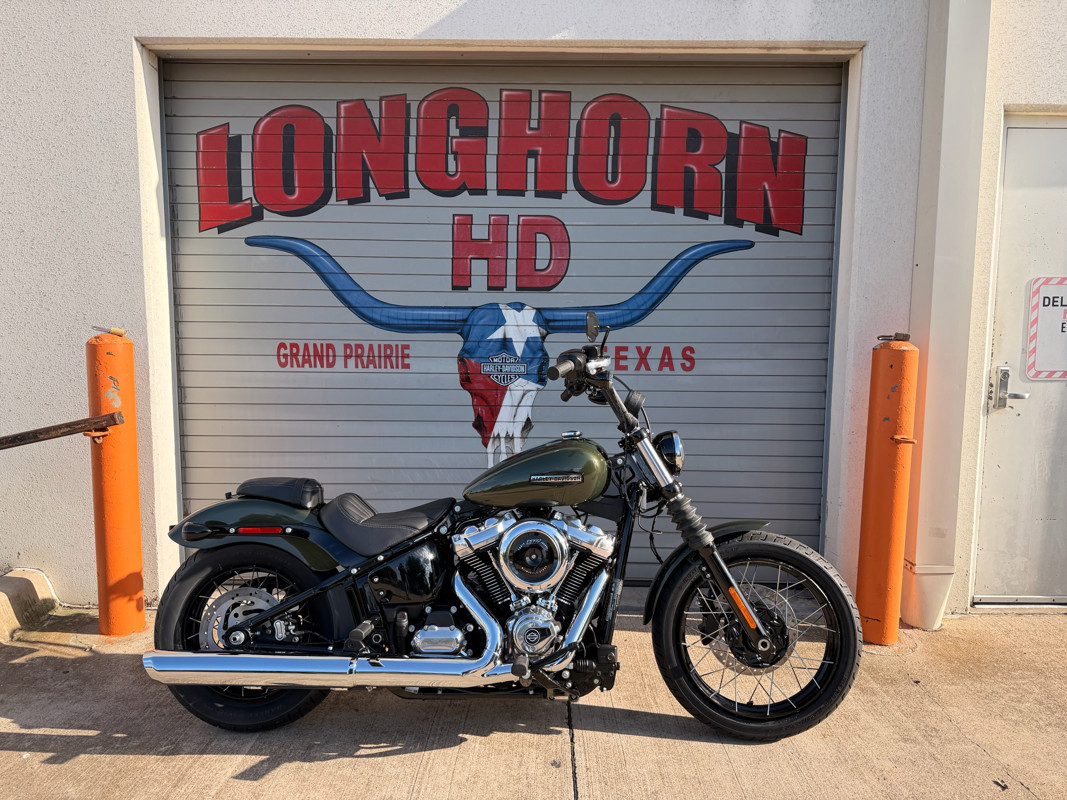 Street Bob®