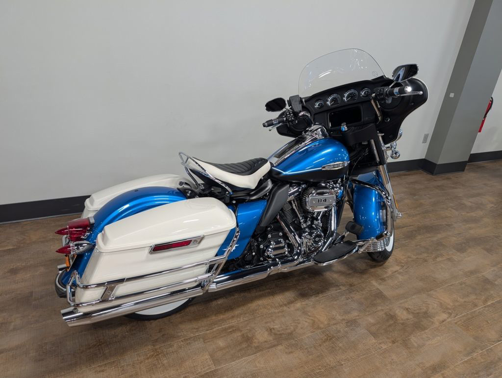 Electra Glide® Revival