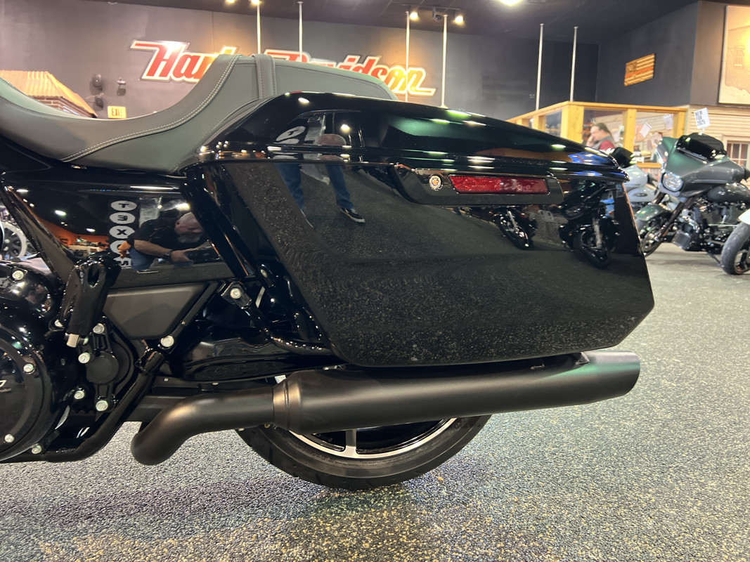 Street Glide®