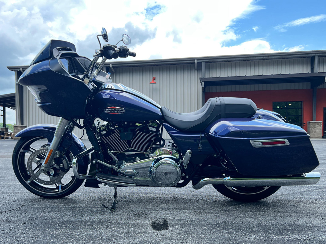 Road Glide®