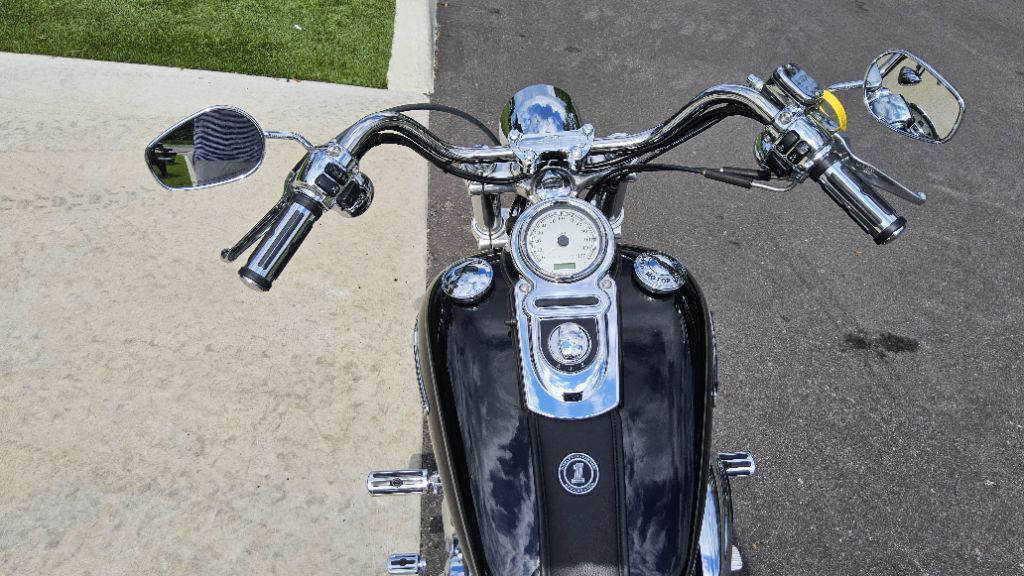 Dyna® Super Glide® Custom