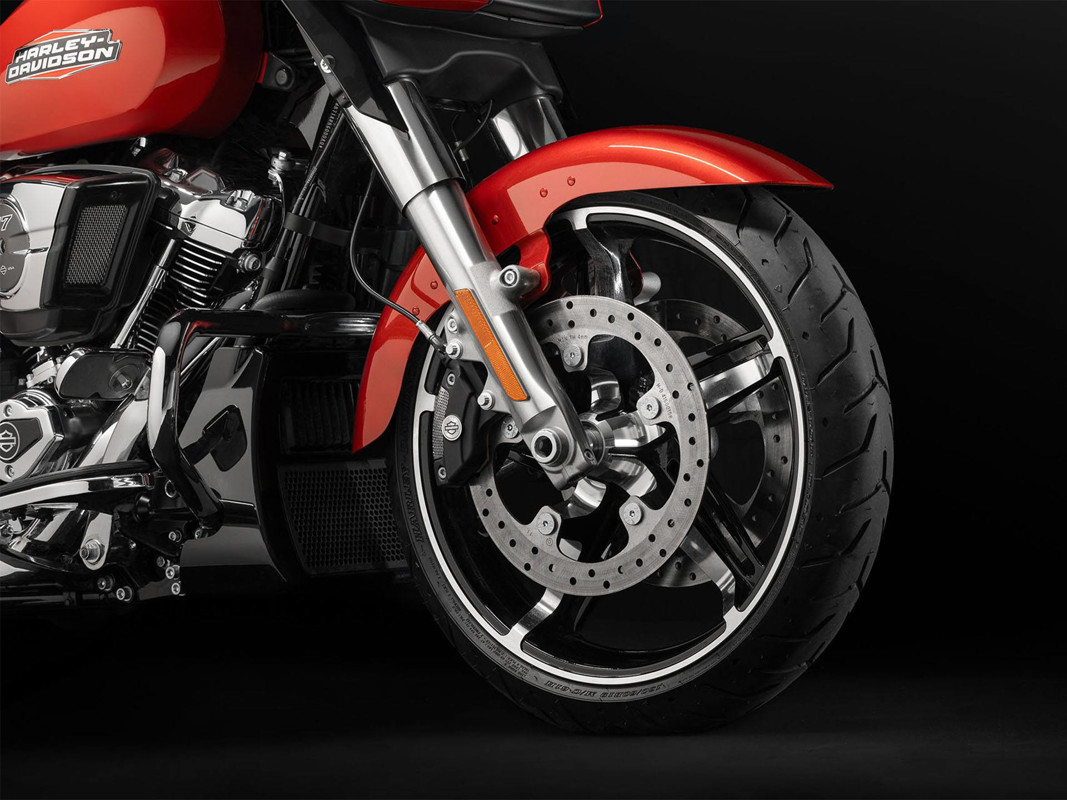 Street Glide®