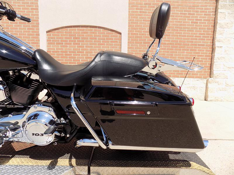 Street Glide®