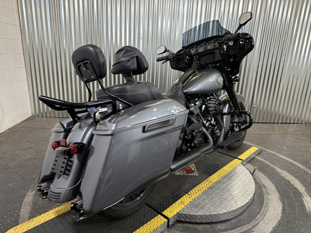 Street Glide® Special