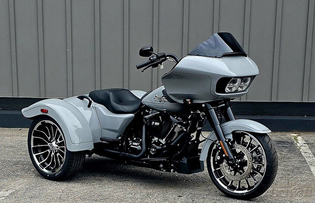 Road Glide® 3