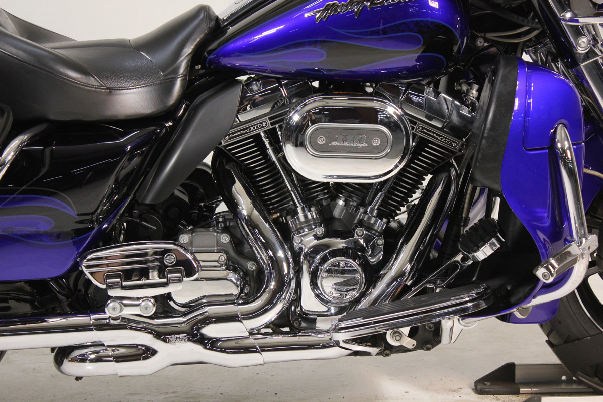 CVO® Ultra Classic Electra Glide®