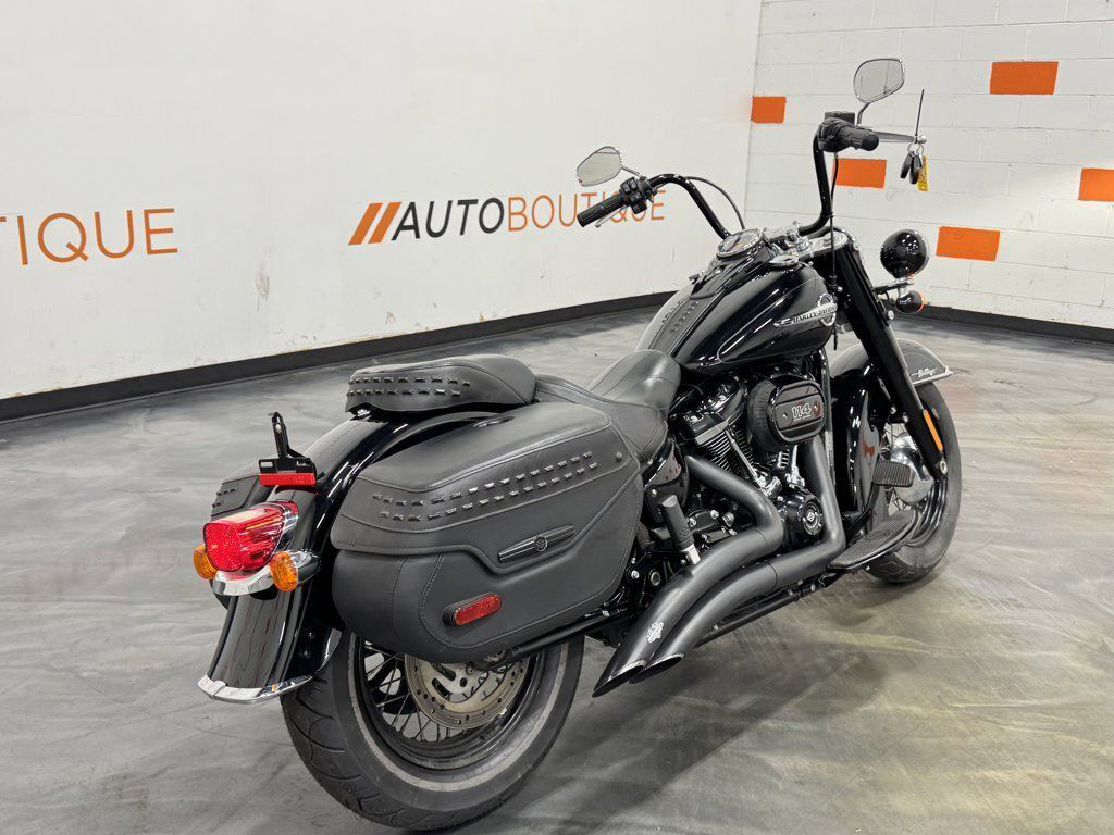 Softail® Heritage Classic 114
