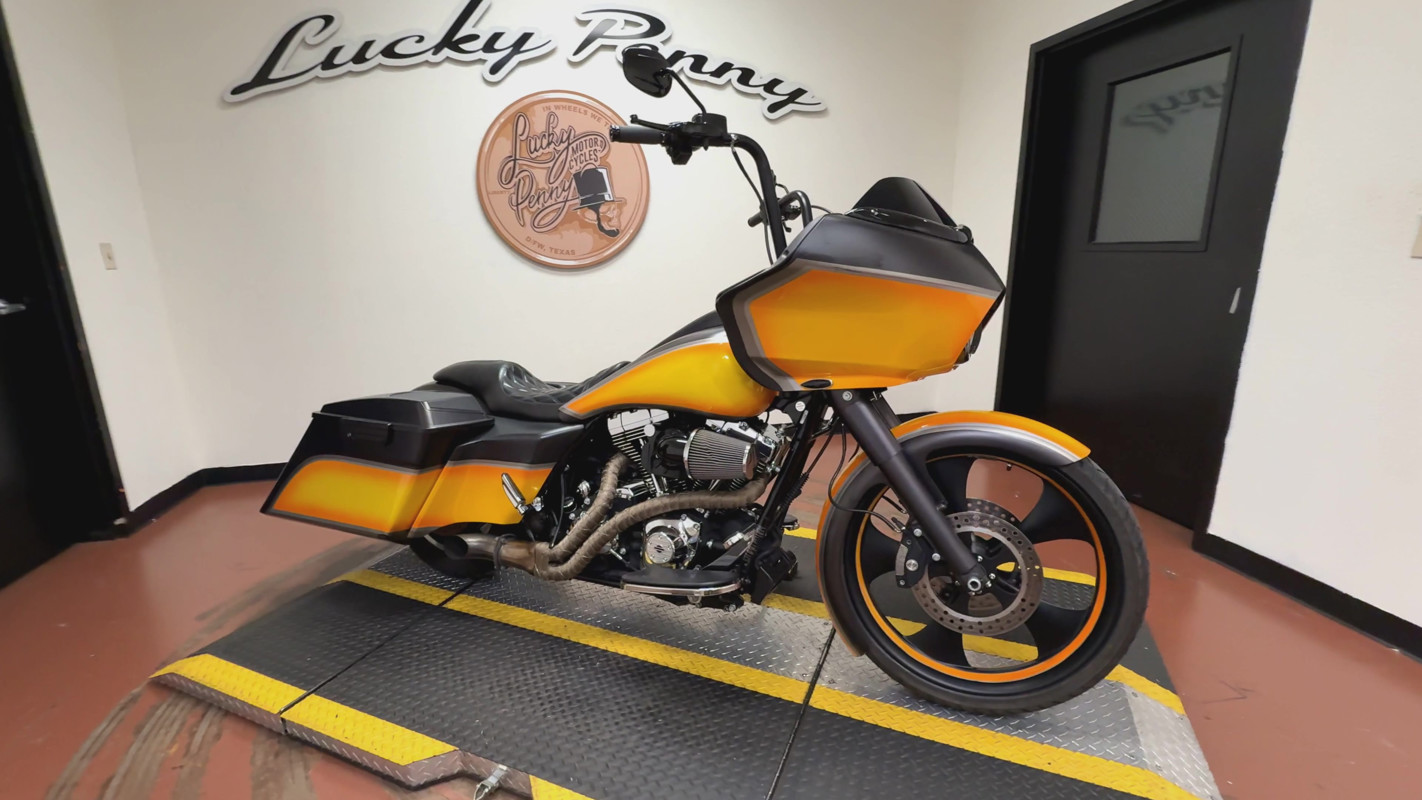 Road Glide® Custom