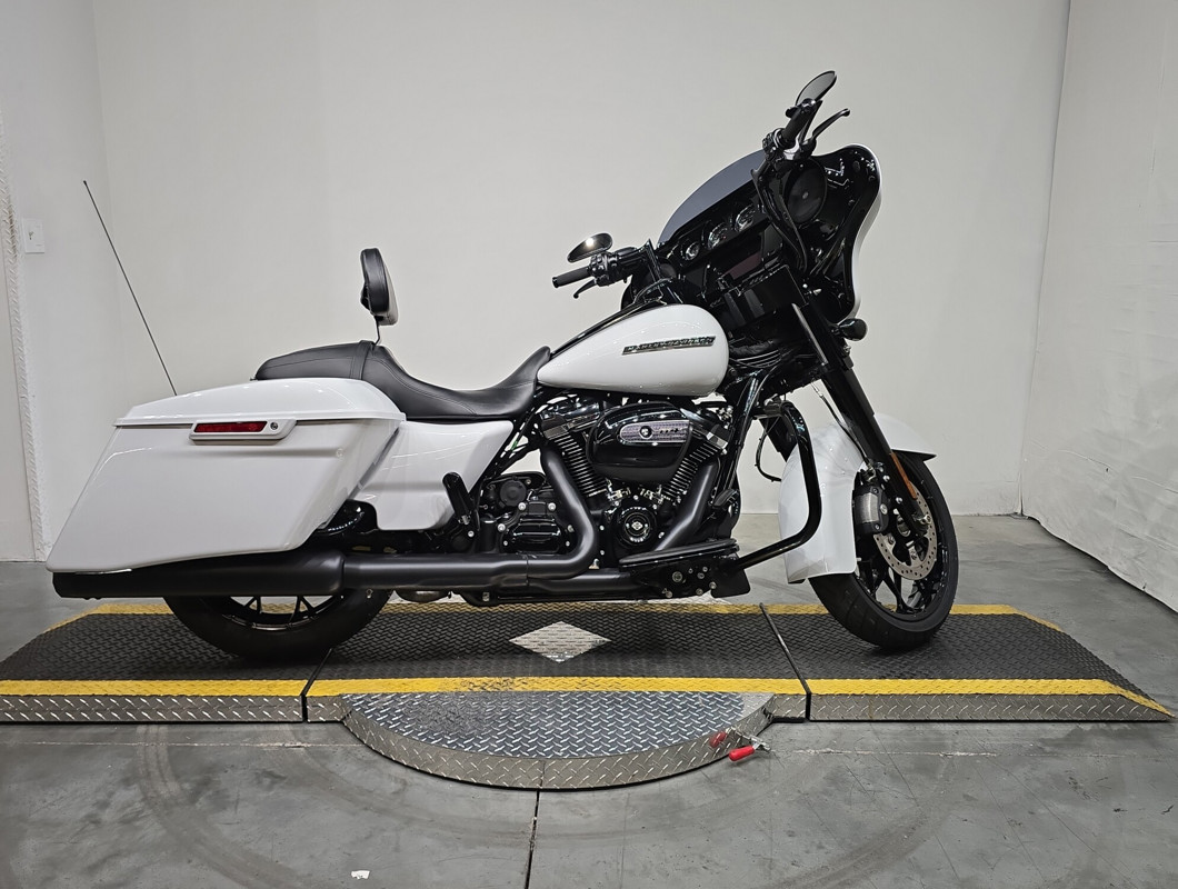 Street Glide® Special