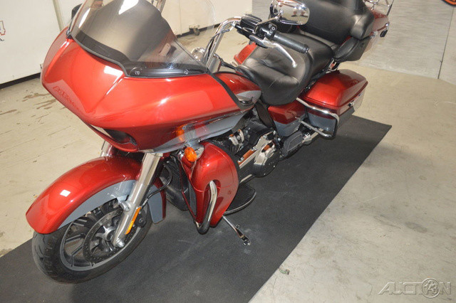 Road Glide® Ultra