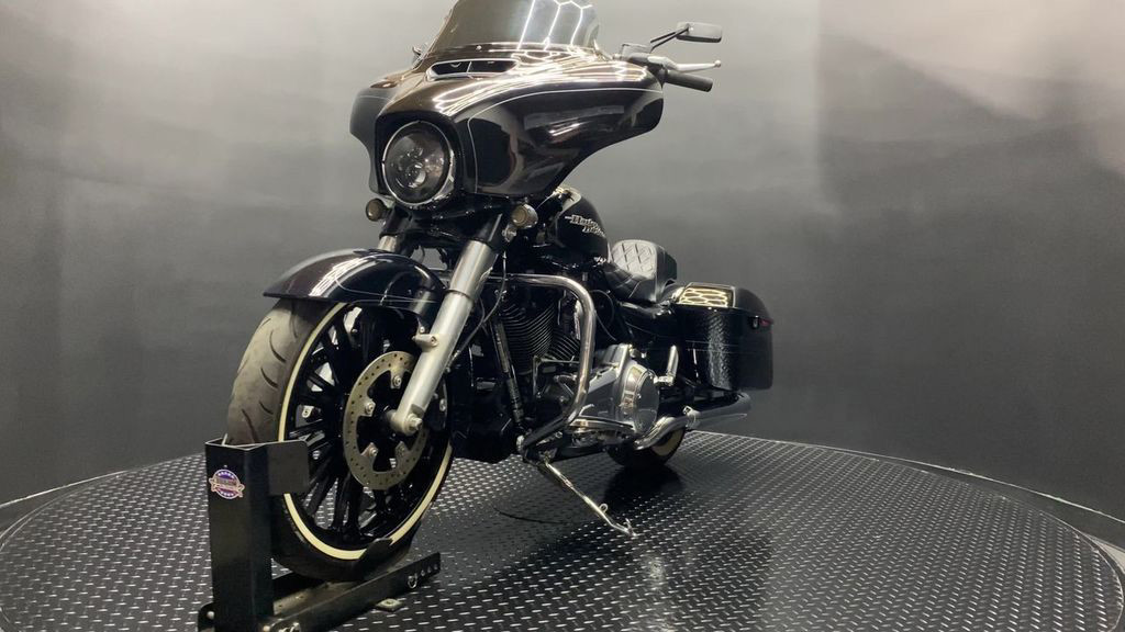 Street Glide® Special