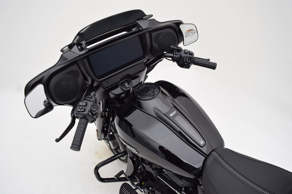 Street Glide®