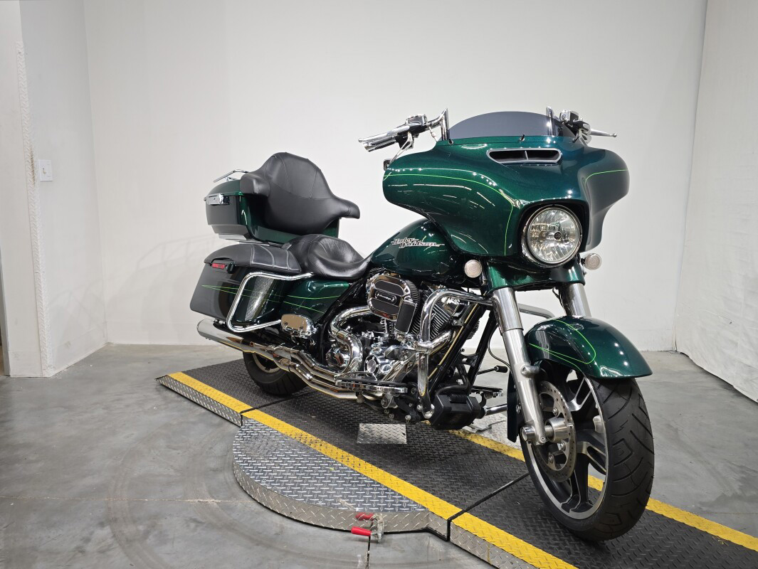 Street Glide® Special
