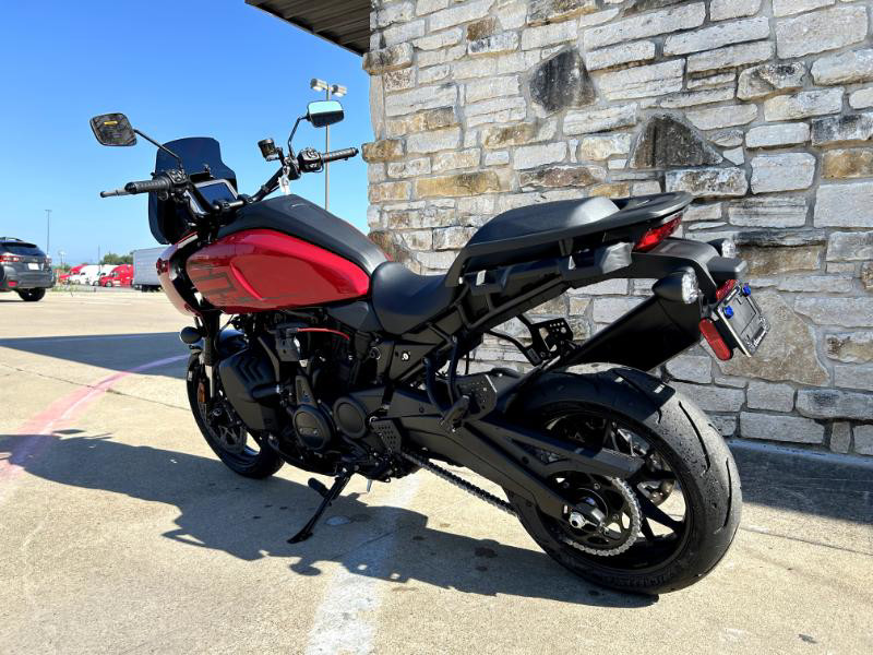 Pan America® 1250 ST