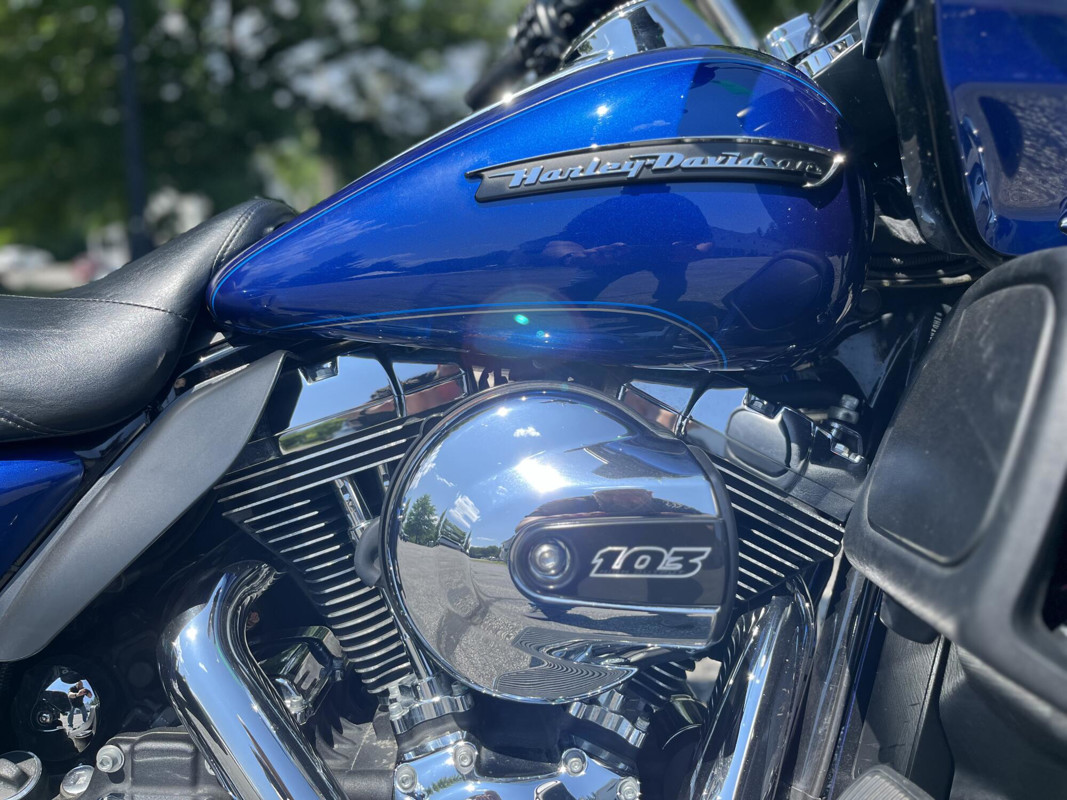 Road Glide® Ultra
