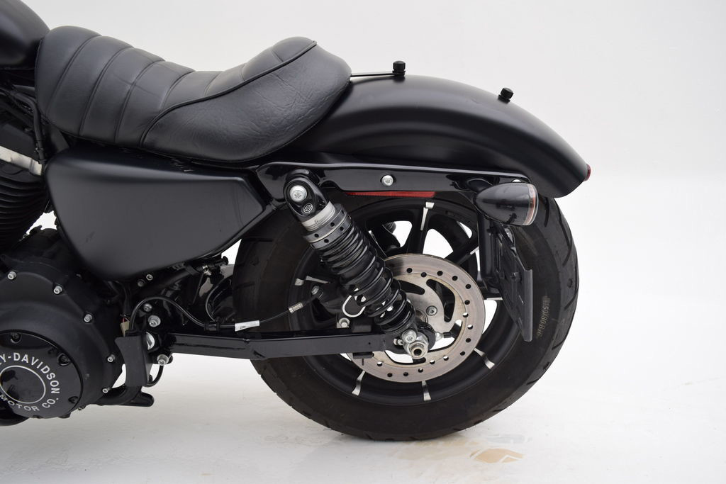 Iron 883®