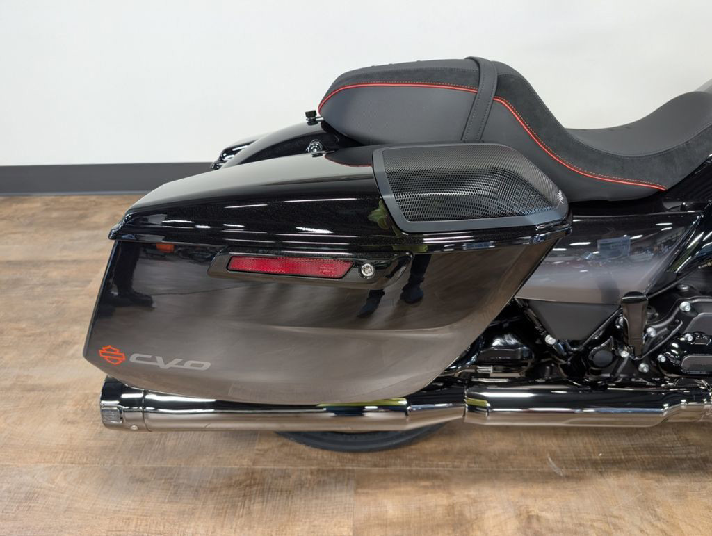 CVO® Road Glide®