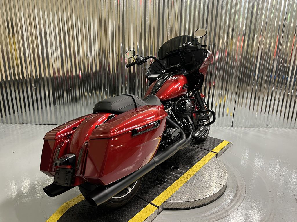 Road Glide®