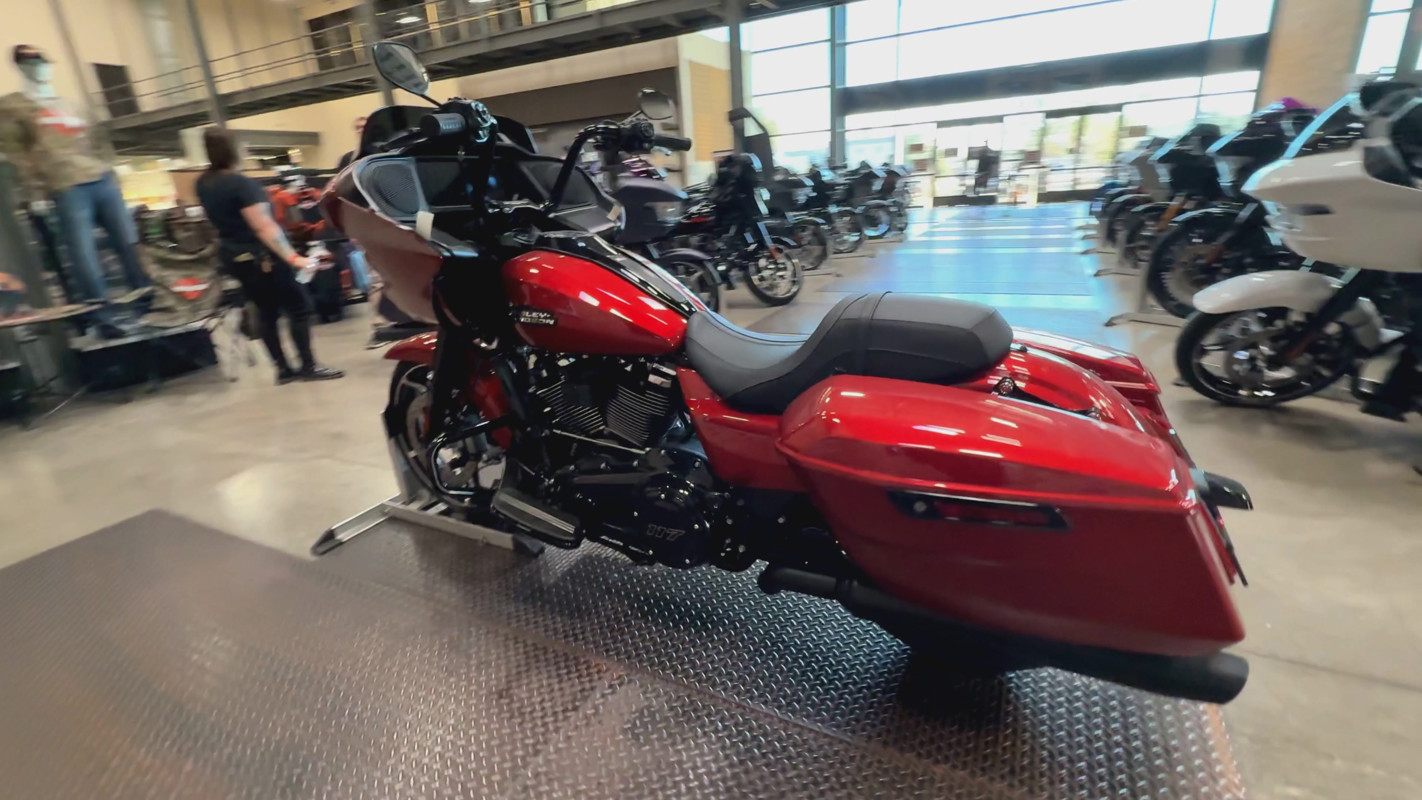 Road Glide®
