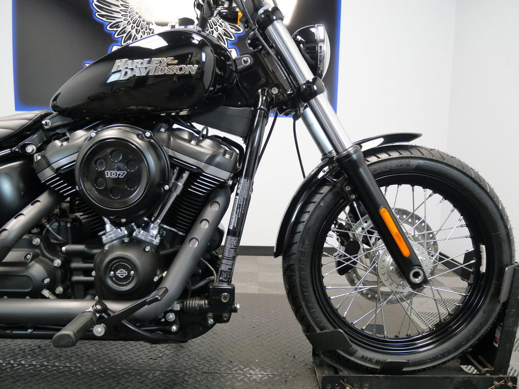 Softail® Street Bob®