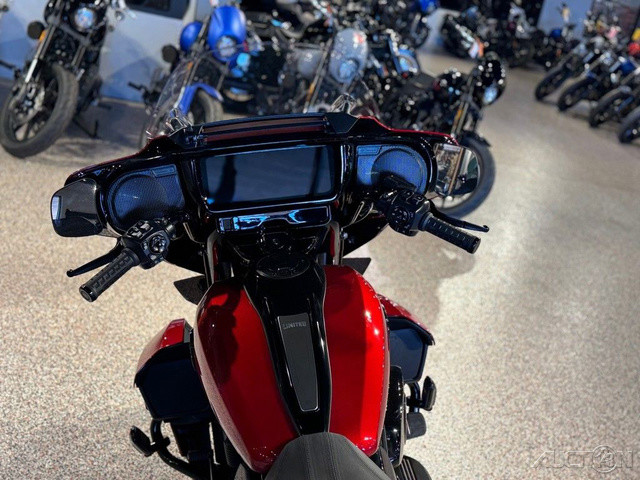 Street Glide® Limited