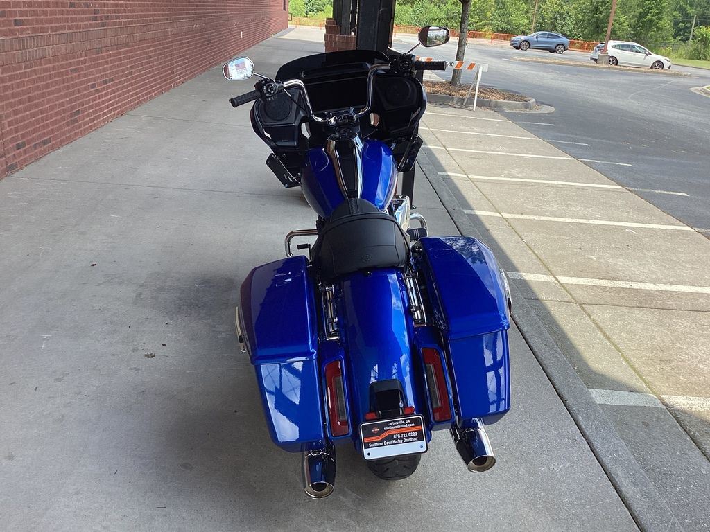 Road Glide®