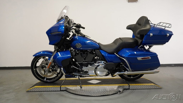 Street Glide® Ultra