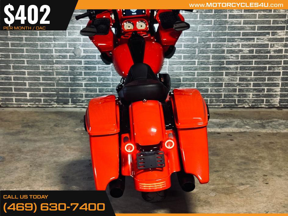 Road Glide®